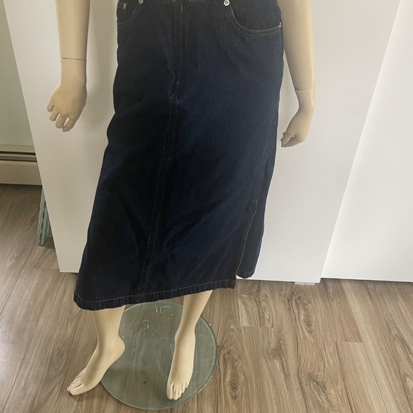Dark Denim Skirt , Size 9, Side Slit - Picture 6 of 7